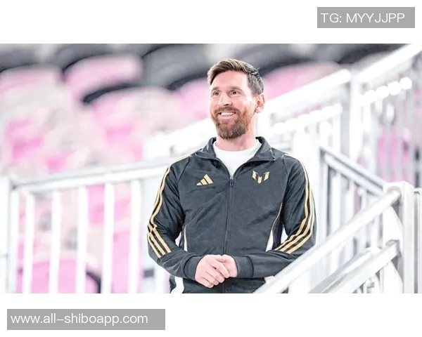 梅西杯首届赛事在迈阿密举行梅西亲临观战河床对阵巴萨 梅西杯首届赛事在迈阿密举行梅西亲临观战河床对阵巴萨